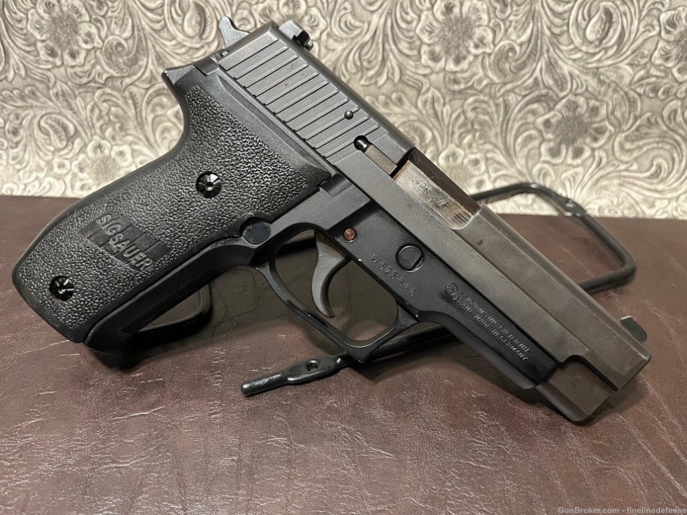 Sig Sauer P226 Black Stainless .40 S&W -img-0