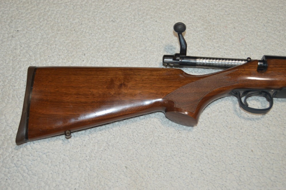VERY NICE Remington 700 BDL / Classic 7mm Remington Magnum With Sights-img-3
