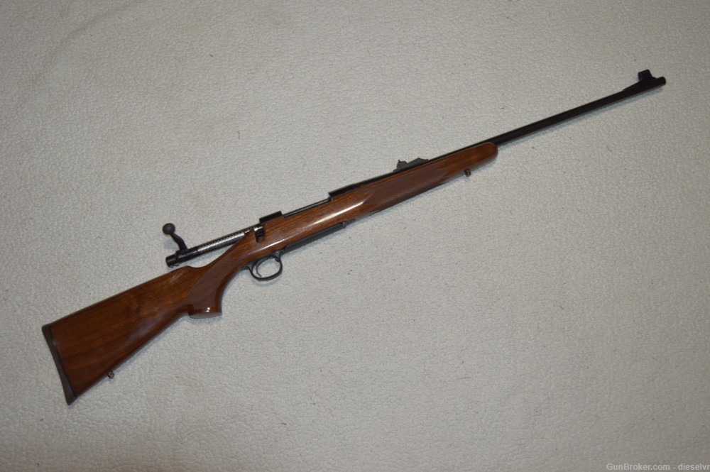 VERY NICE Remington 700 BDL / Classic 7mm Remington Magnum With Sights-img-1