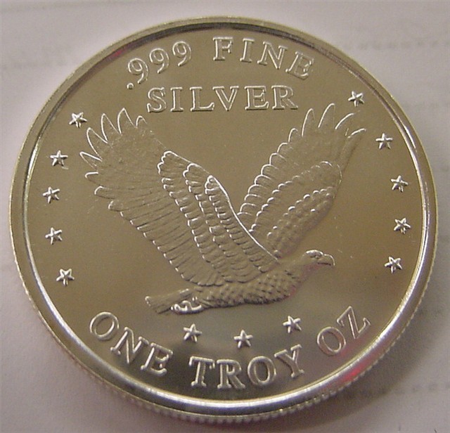 Standing Liberty 1 Troy oz Silver Coin-img-1