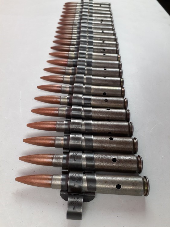 Frankford Arsenal Belt Of 23 Linked 50BMG 50 BMG Dummy Rounds WW2-img-8