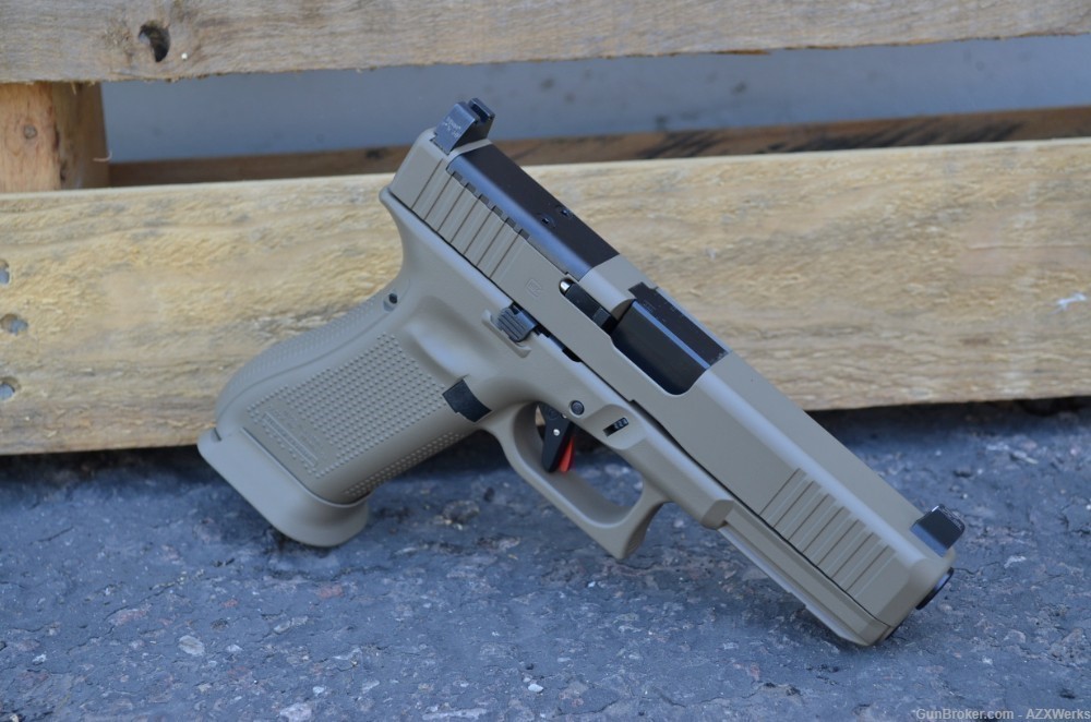 Glock 17 G5 MOS X-Werks Magpul FDE Magwell Timney Alpha Trijicon Sup HT NS -img-4