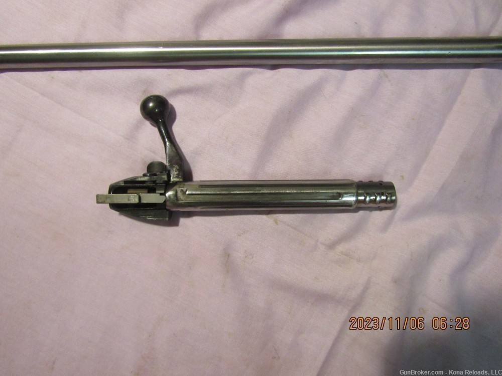Weatherby, MK V, 9 lug bolt-img-1