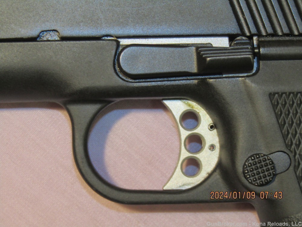 Wilson Combat, KZ-45, 5 inch barrel, with 4 magazines and soft case, excell-img-13