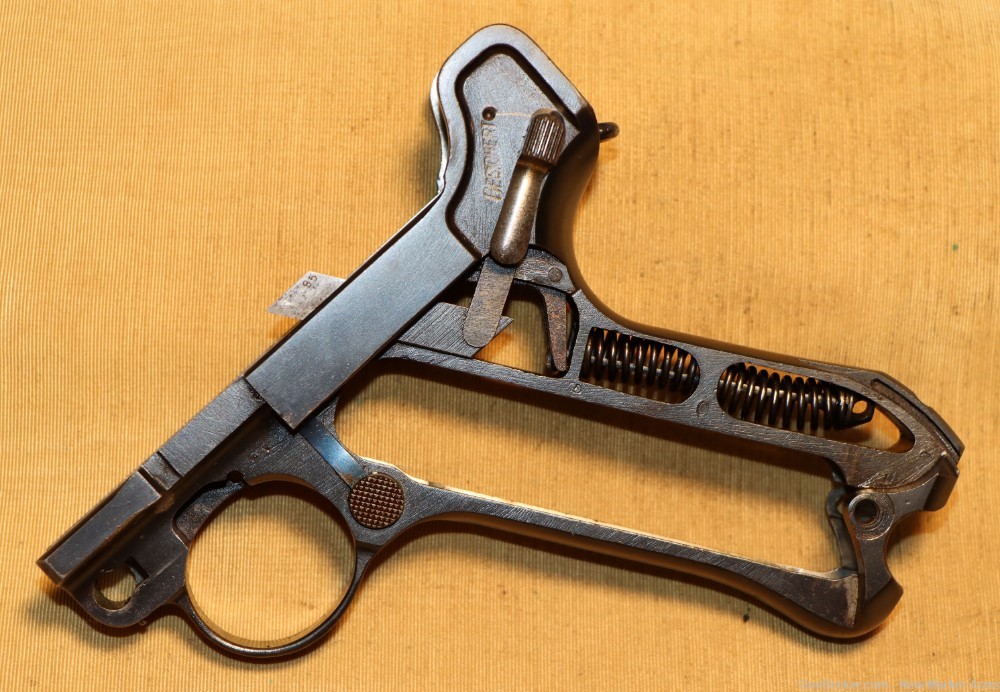 Fine, Matching WWI German DWM Luger c. 1916-img-2