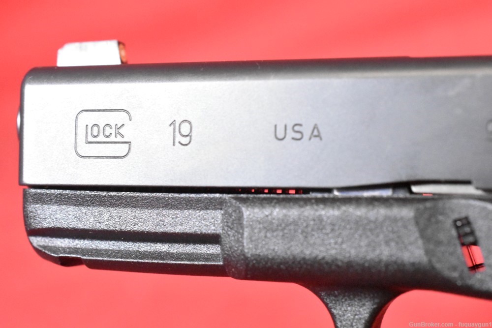 Glock 19 Gen 3 9mm 4.02" G19 Night Sights G19 Glock-19-img-19