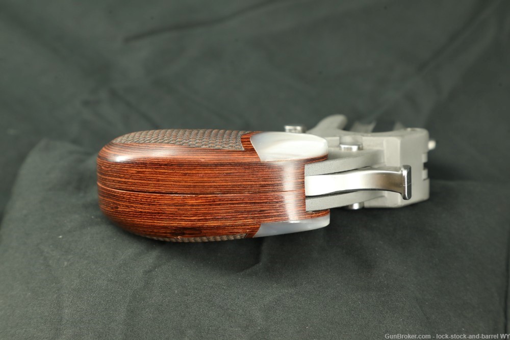 Bond Arms Roughneck Defender 9mm Double Barrel Derringer Pistol w/ Box-img-7