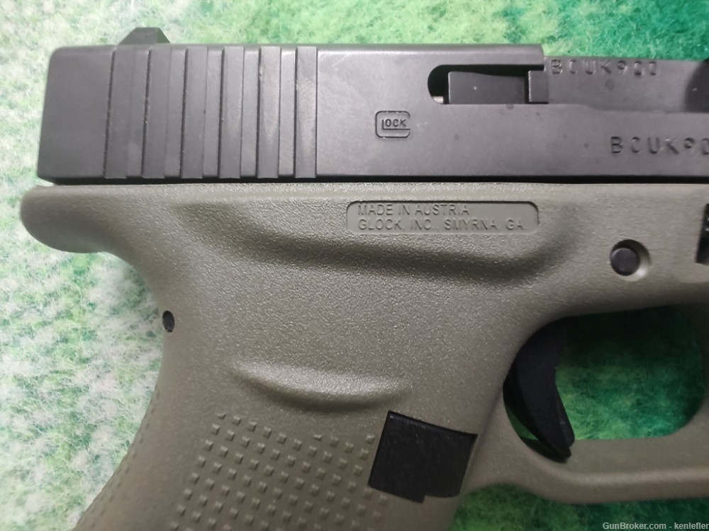 GLOCK 43 WITH 2 MAGAZINES IN THE FACTORY BOX 9MM-img-7