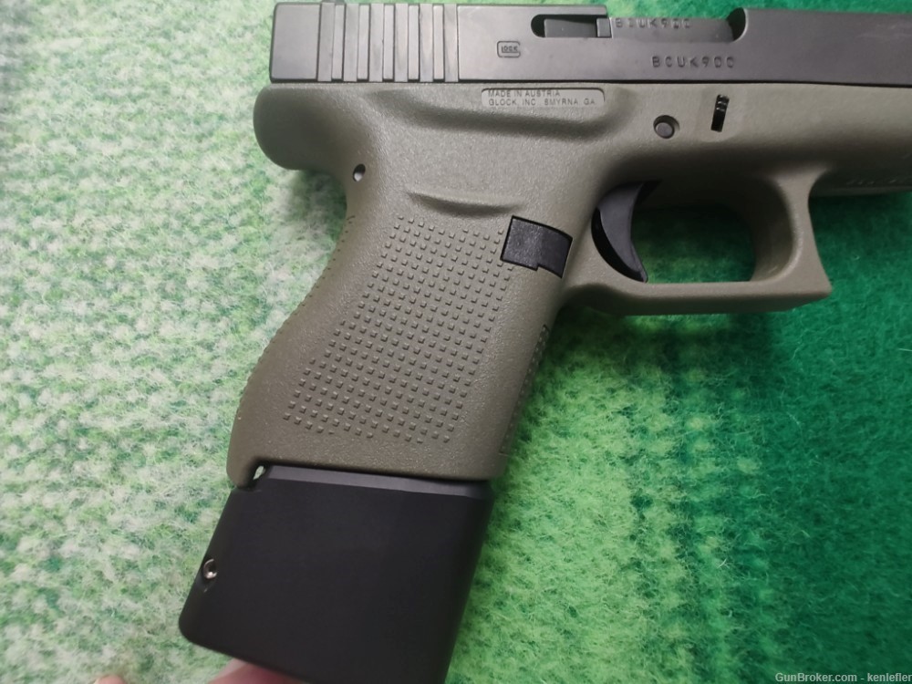 GLOCK 43 WITH 2 MAGAZINES IN THE FACTORY BOX 9MM-img-6