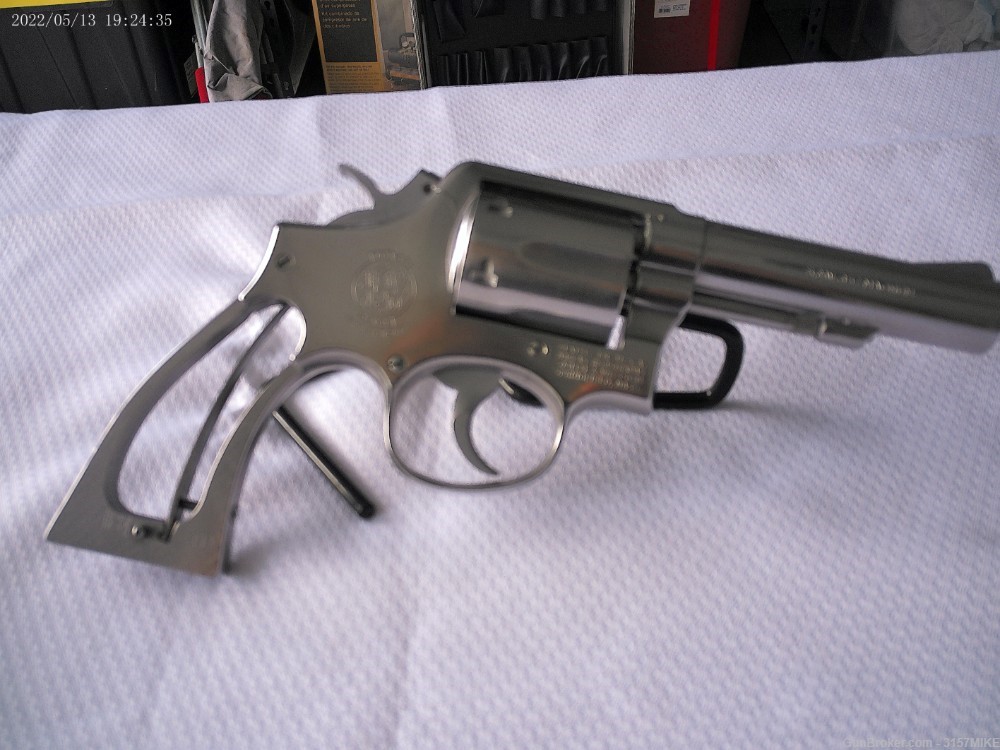 Smith & Wesson Model 65-1 M&P Heavy Barrel Stainless, .357 Mag, 4" Barrel-img-27