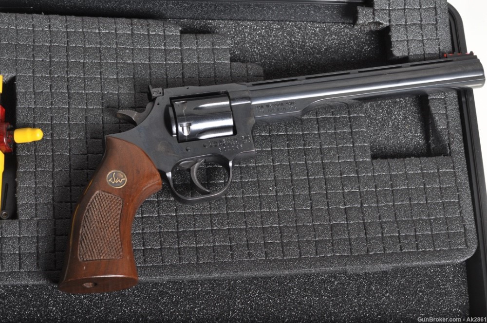 Dan Wesson 15 Revolver -img-4