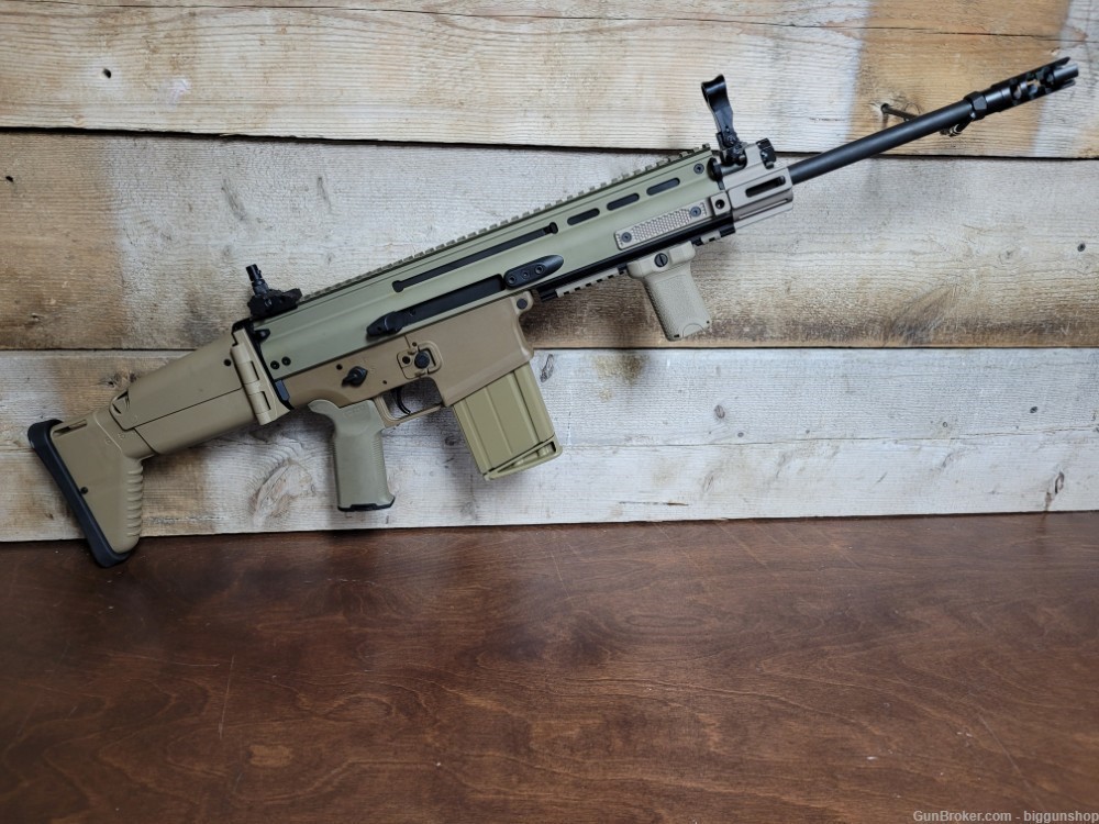 Used FN Scar 17S 7.62x51 FDE W/ Accessories Great Condition!-img-0