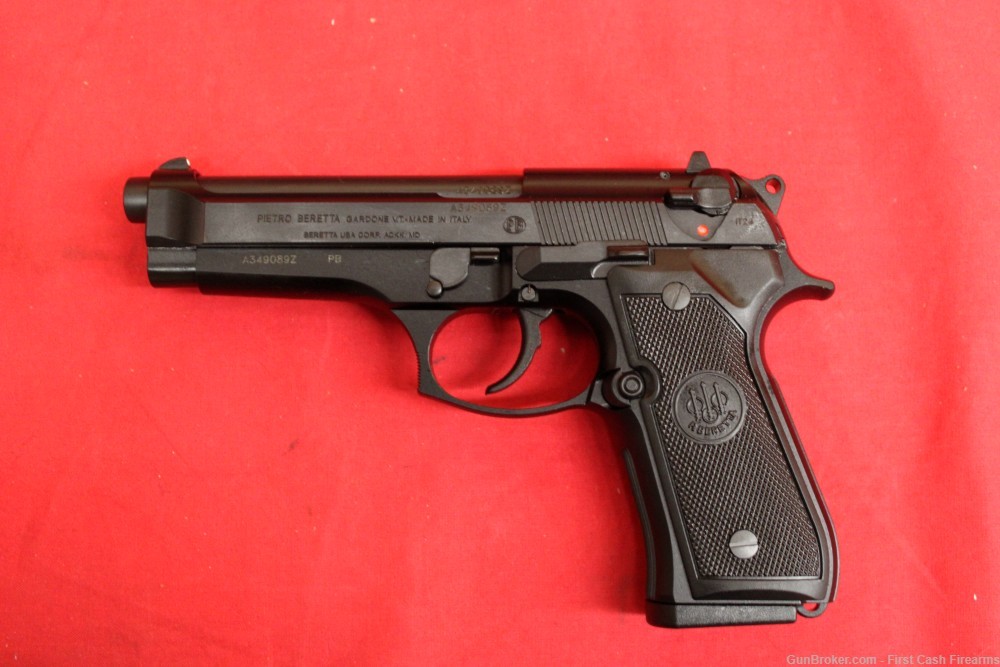 Beretta 92FS "Italian Made". Decocker and Saftey.-img-3