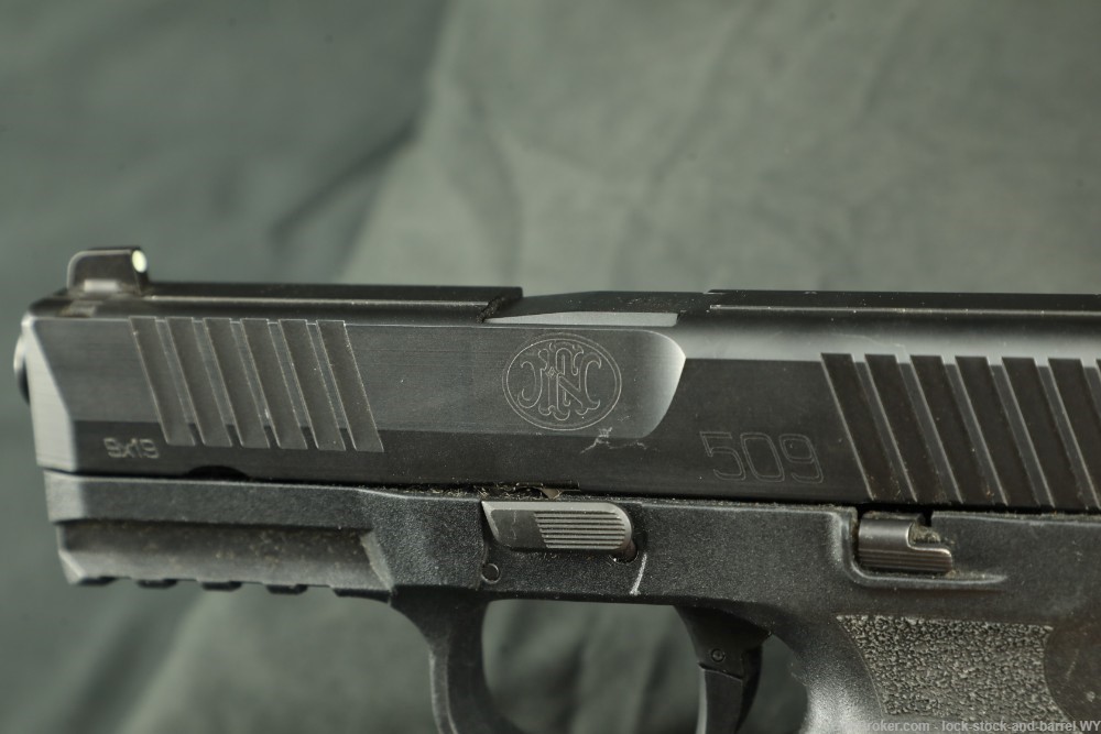 Fabrique Nationale FN 509 9mm 4” Striker Fired Semi-Auto Pistol w/ Case-img-21