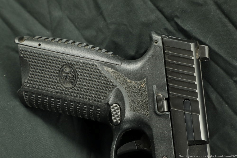 Fabrique Nationale FN 509 9mm 4” Striker Fired Semi-Auto Pistol w/ Case-img-4