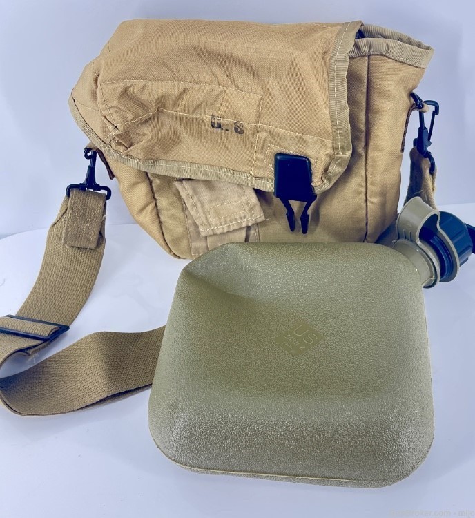 US Military Desert Storm Iraqi Freedom Canteen w/ Carrying Case Mint Condit-img-7
