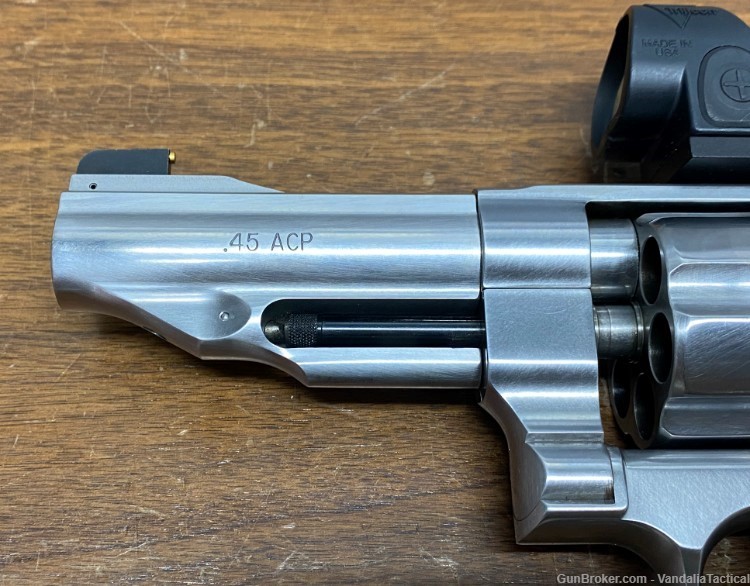 Smith & Wesson 625-8 45ACP w/ Trijicon SRO2, Original Box, 38 Moon Clips-img-7