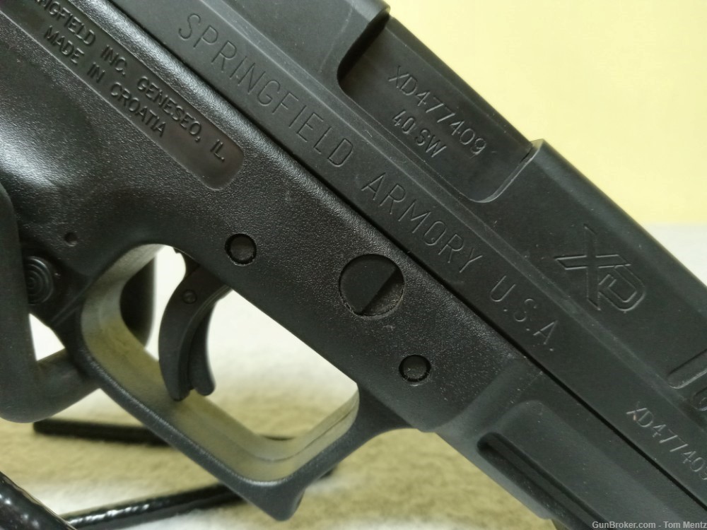 Springfield XD-40 SemiAuto Pistol, 40S&W, 4" Barrel, 3 Mags, Case-img-9