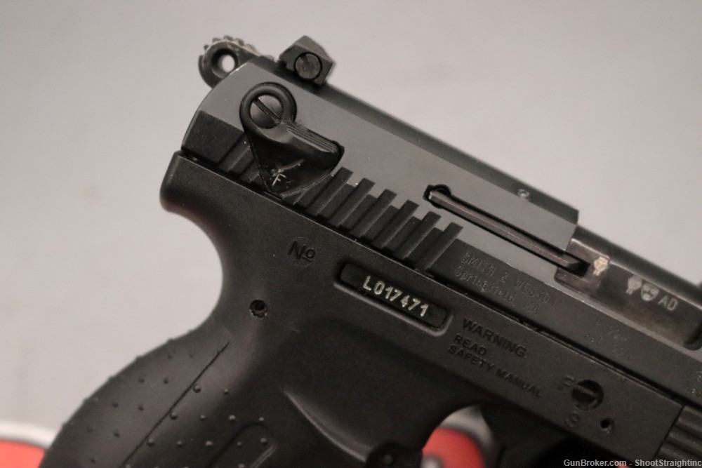 Walther P22 .22LR 3.42"bbl BLK w/Case & OEM Laser-img-4