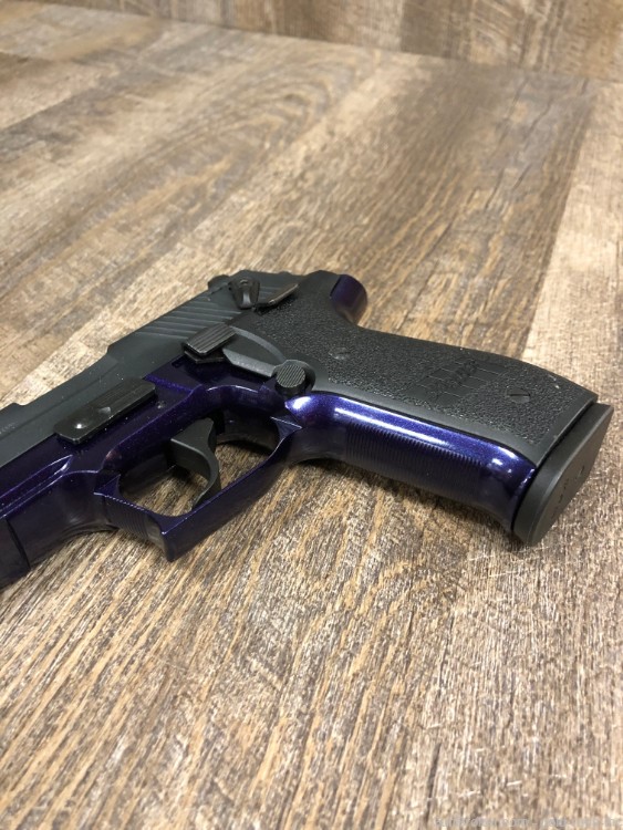Sig Sauer Mosquito Purple .22 LR 4" 1 Mag HARD CASE Mos-22-Purp CLEAN! Used-img-3