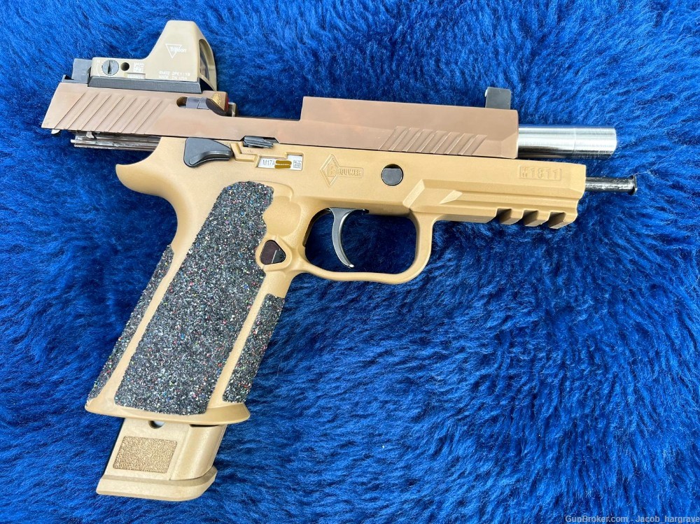 Custom SIG M17 w/ Extras (hyper accurate and reliable) -img-4