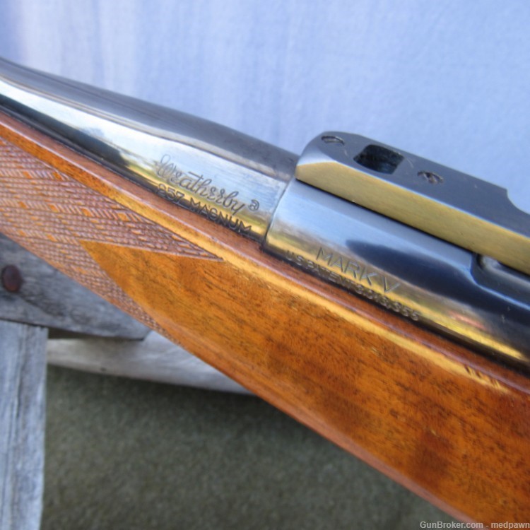 Stunning Vintage W German Mark V .257 Weatherby Deluxe Wood & Gloss blue -img-6