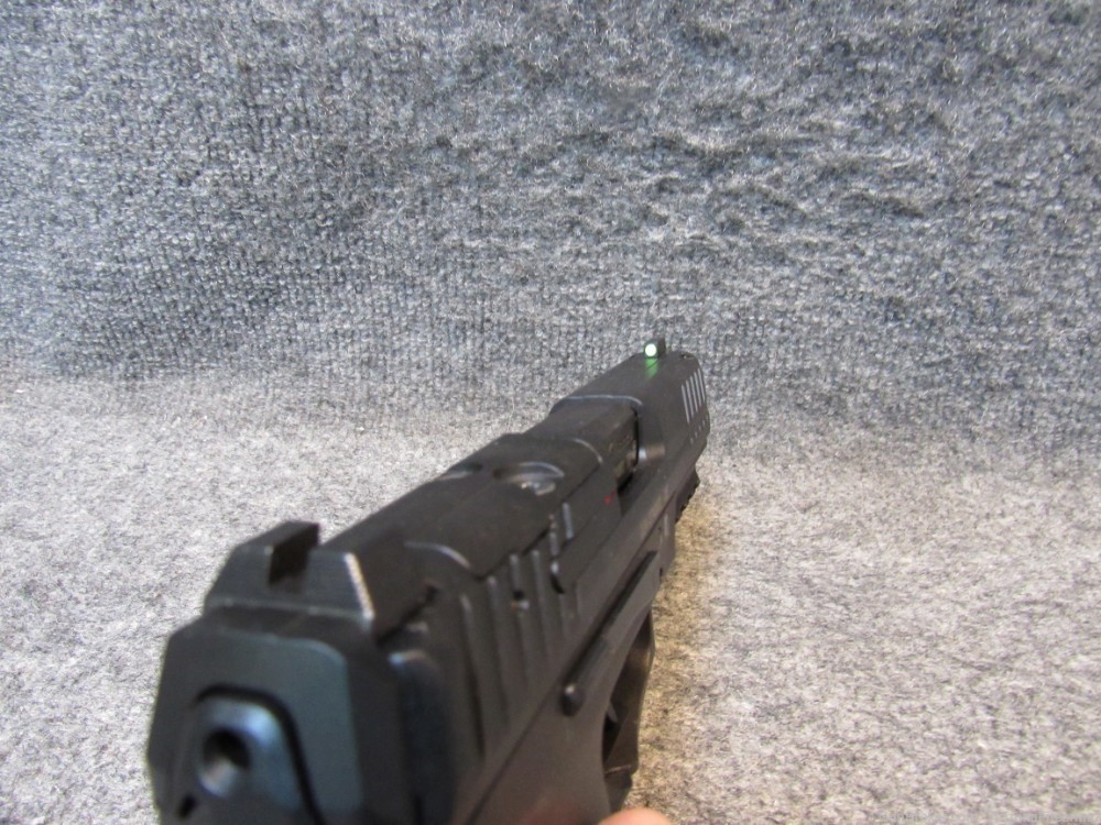 HK VP9 pistol in .9MMw/ 2 magazines CLEAN!! Ambi-img-7