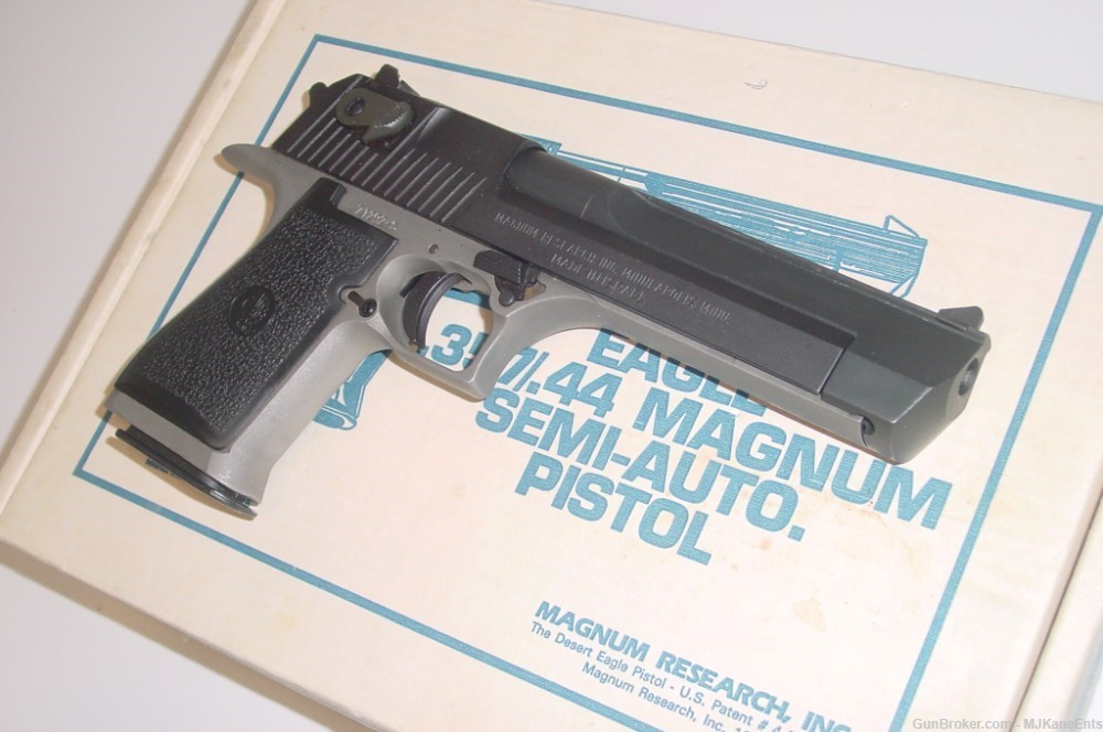 Made in Israel IMI Magnum Research Desert Eagle .44Mag pistol w/3 magazines-img-3