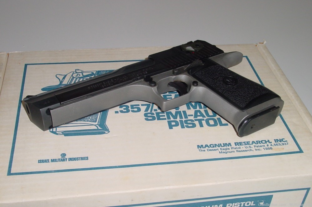 Made in Israel IMI Magnum Research Desert Eagle .44Mag pistol w/3 magazines-img-15