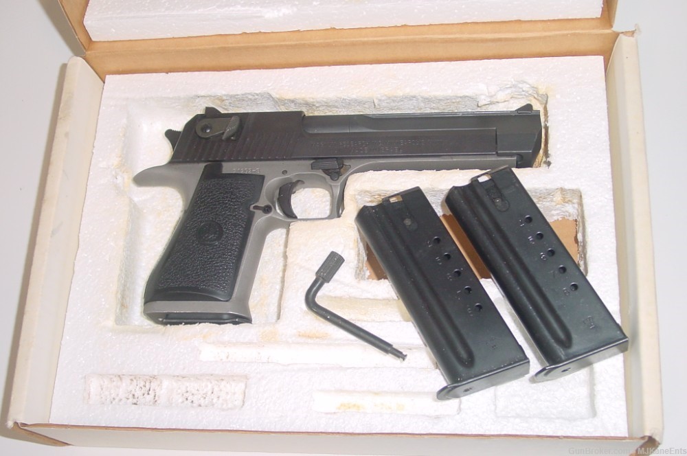 Made in Israel IMI Magnum Research Desert Eagle .44Mag pistol w/3 magazines-img-2