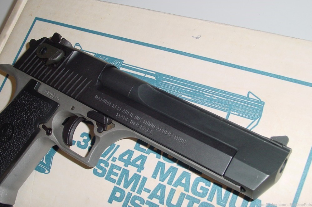 Made in Israel IMI Magnum Research Desert Eagle .44Mag pistol w/3 magazines-img-4