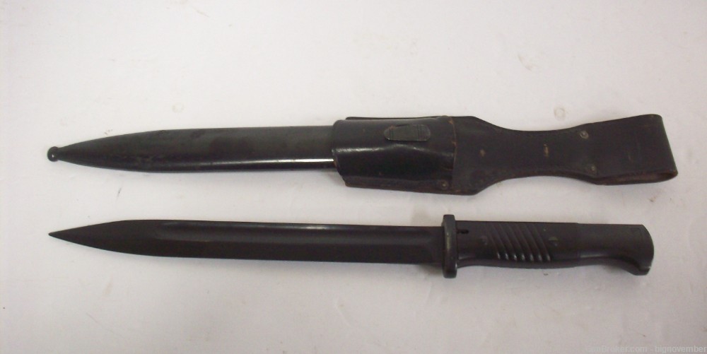 German Mauser 98 Bayonet with Scabbard-img-1