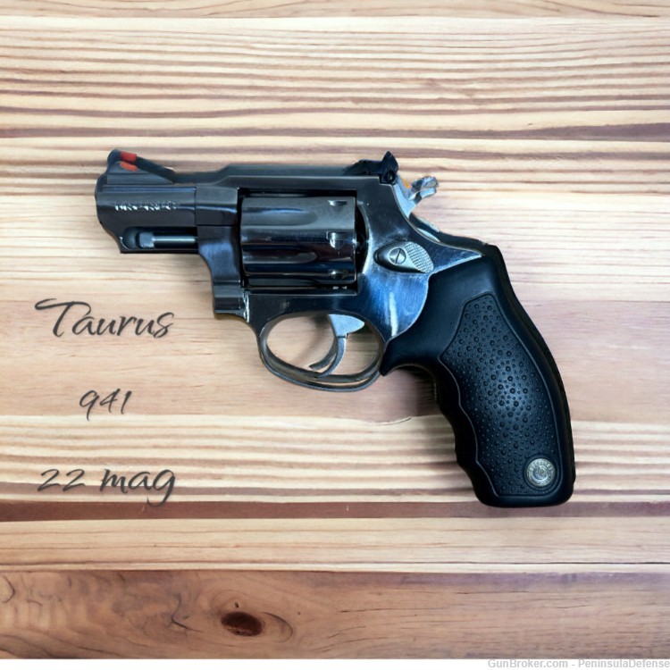 TAURUS MODEL 941 22 Magnum IN EXCELLENT CONDITION-img-0
