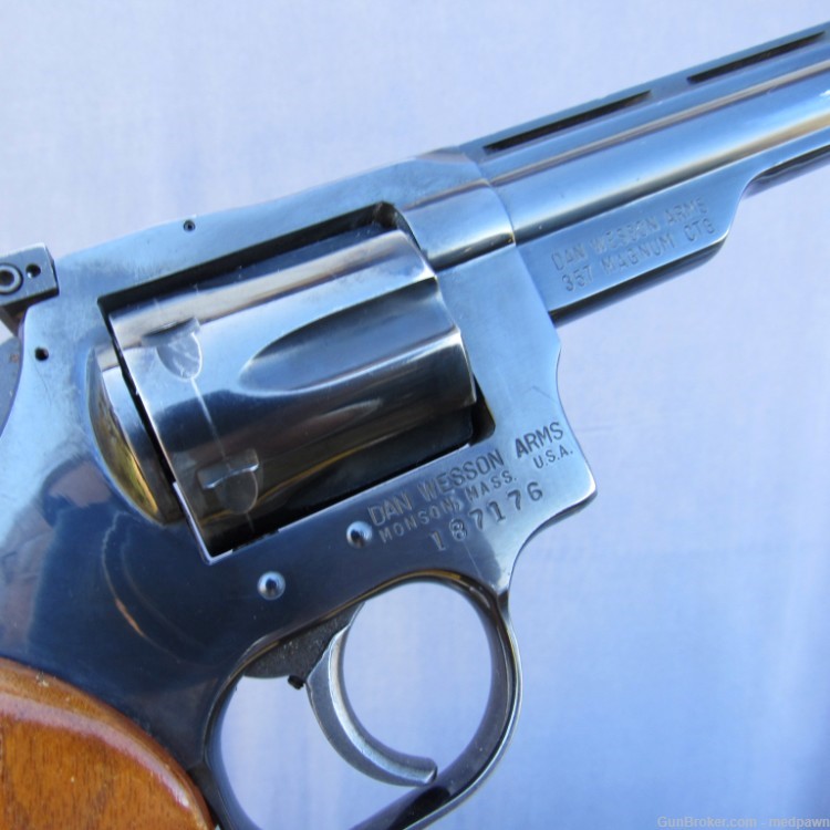 RARE Vintage Dan Wesson 15-2 .357 mag Revolver Cased Set W/Paperwork!-img-6