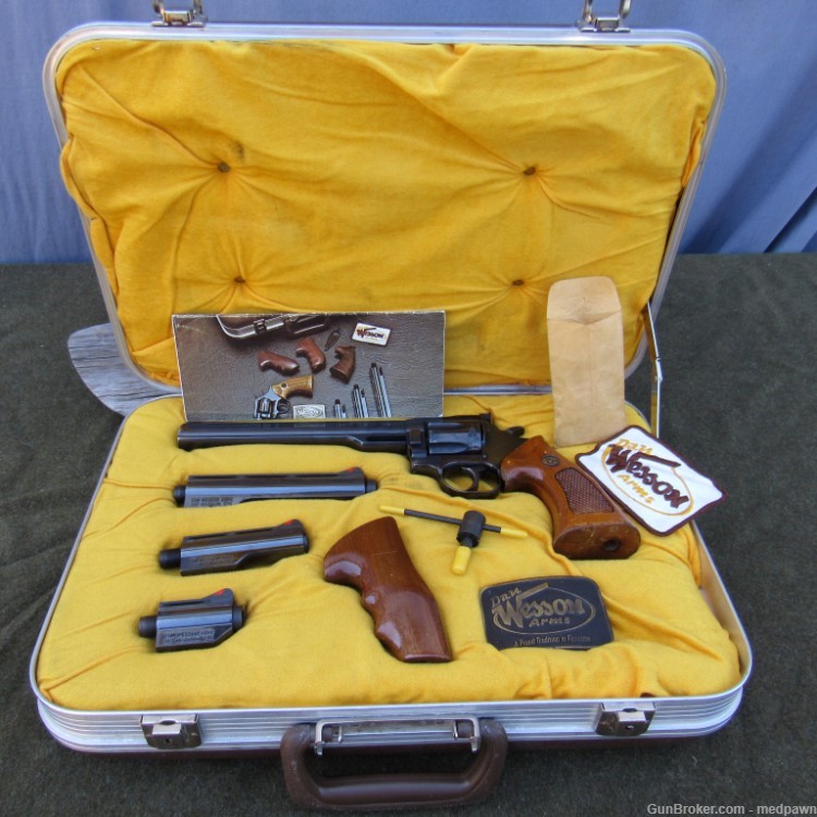 RARE Vintage Dan Wesson 15-2 .357 mag Revolver Cased Set W/Paperwork!-img-0