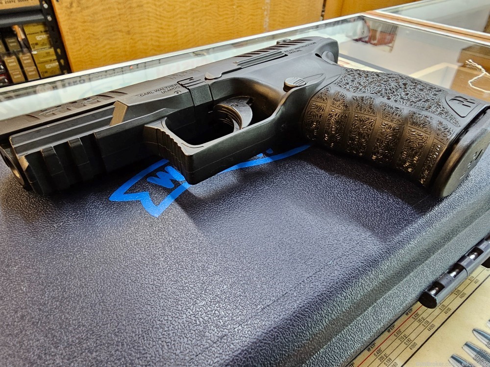 Walther PPQ 40 used no cc fees-img-4