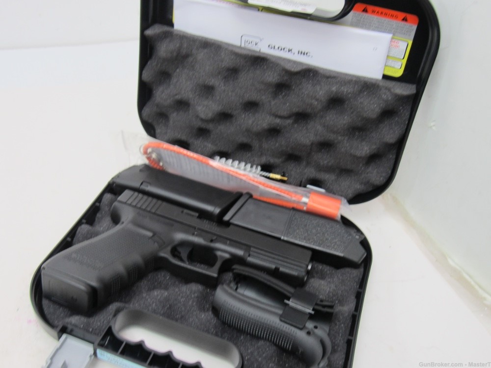  New Condition in Box Glock 21 Gen 4 w/Night Sights 3 mags 45acp No Resv-img-0