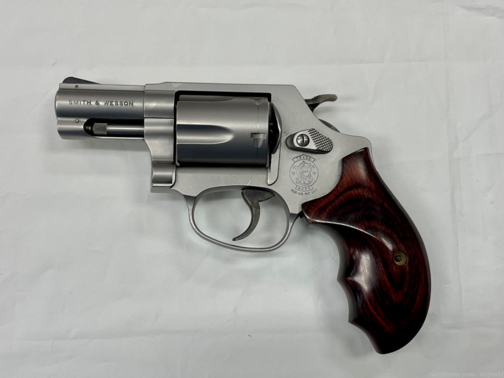 Smith and Wesson 60-9 Lady Smith .357-img-2