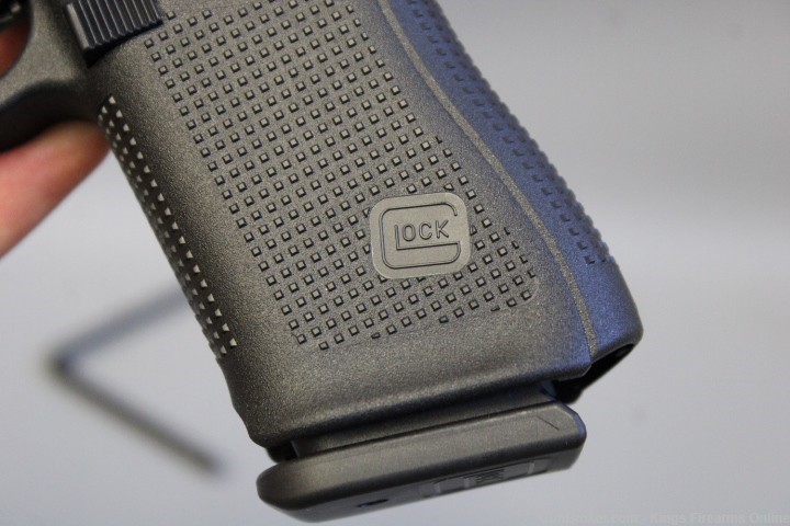 Glock 19 Gen 5 9mm Item C-img-12