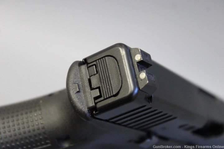 Glock 19 Gen 5 9mm Item D-img-5