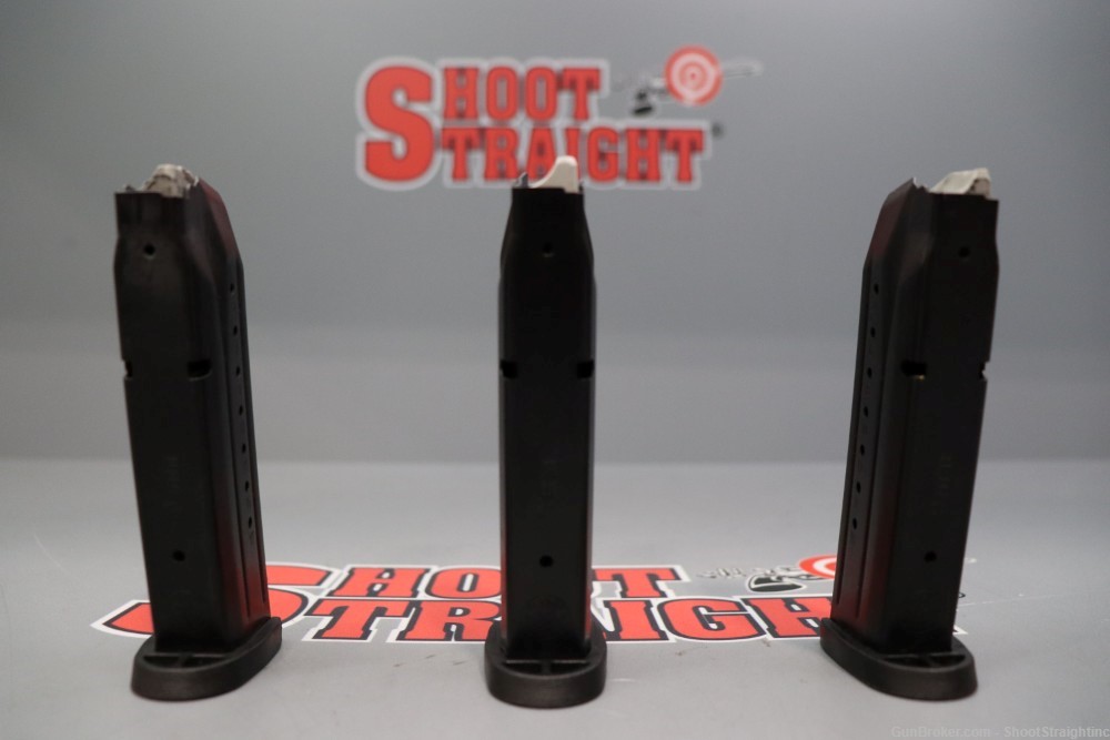 Box o' Three Smith and Wesson M&P9 9mm 17-Round Magazines  -img-4