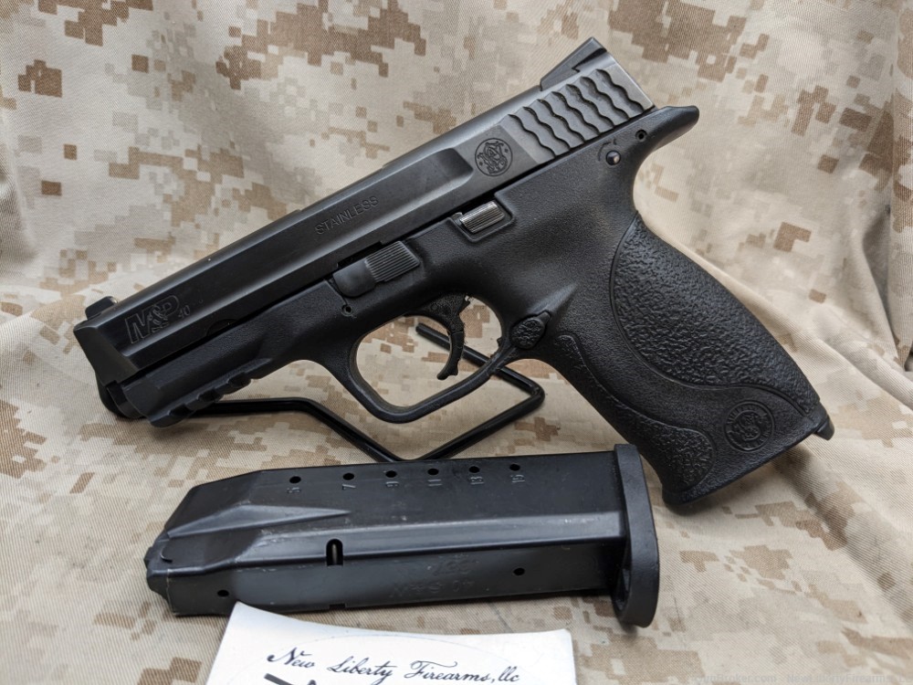 Smith & Wesson M&P .40S&W, S&W M&P40 Pistol, USED 1-15rd Mag Import Marked-img-2
