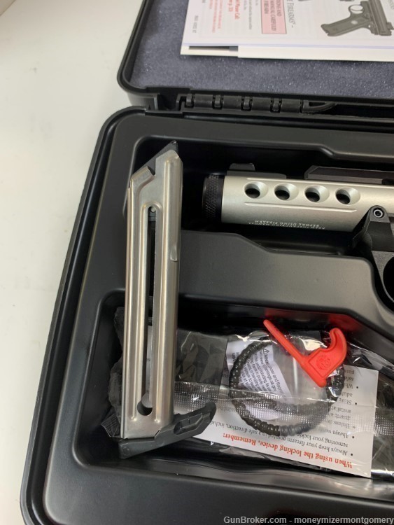 Ruger Mark IV 22/45 Lite .22LR Pistol W/case and 2 mags-img-8