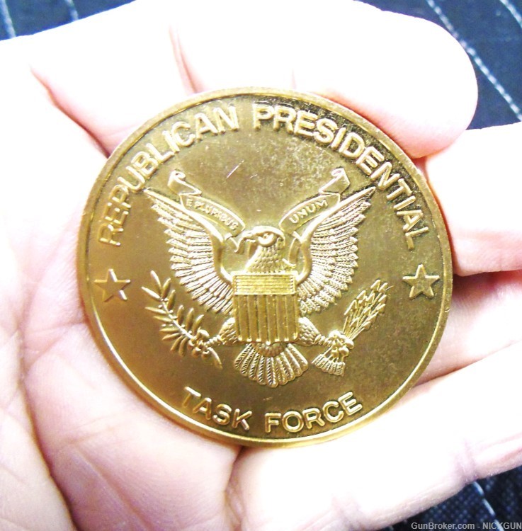 vintage 1980's RONALD REAGAN Medal of Merit Presidential Task Force Medal-img-5