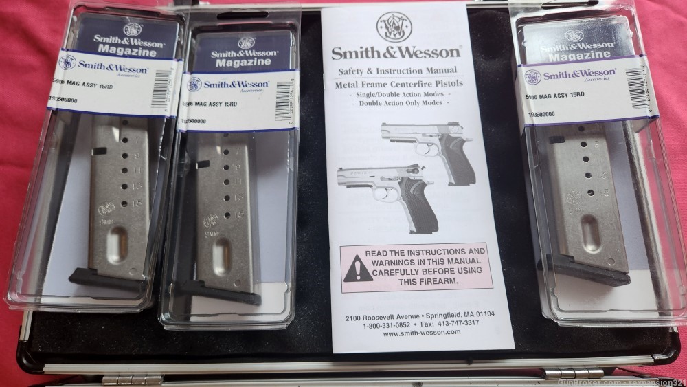 RARE SMITH AND WESSON PERFORMANCE CENTER 5906 IDPA 9MM #156/450-img-11