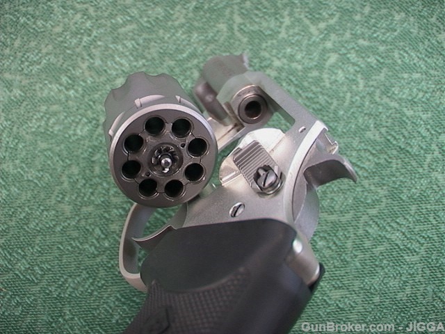 Used Charter Arms Pathfinder 22 LR-img-4