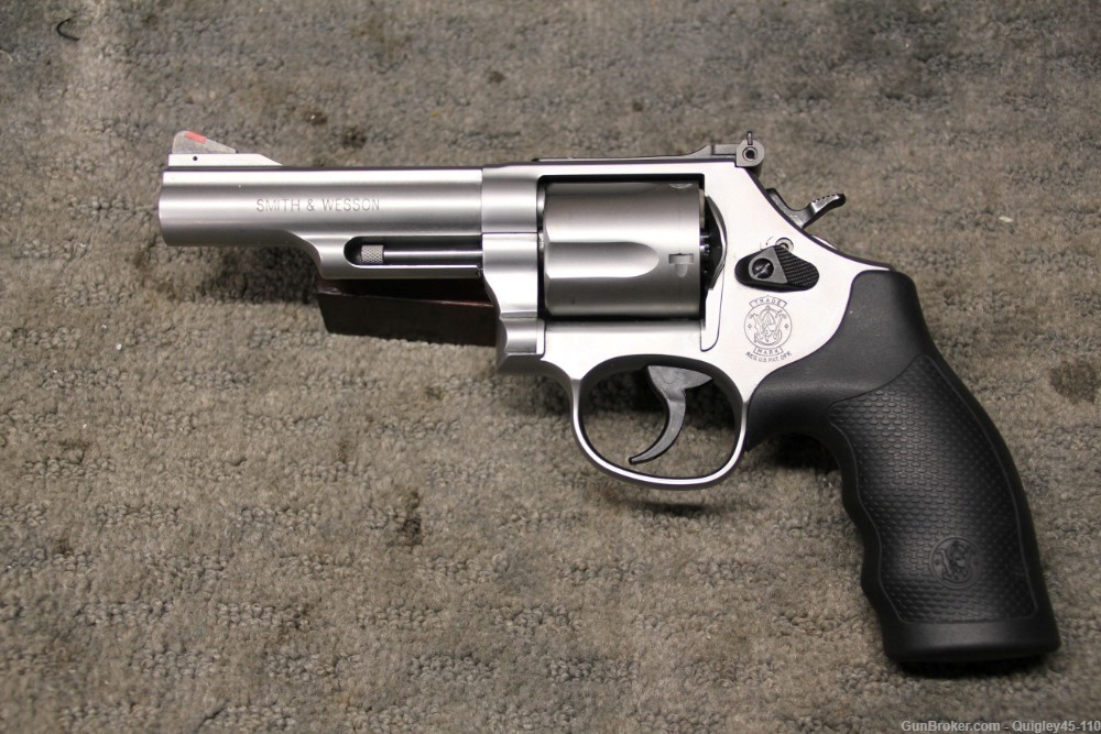 Smith & Wesson 69 44 Mag Stainless -img-1