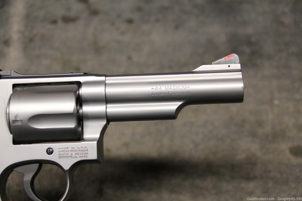Smith & Wesson 69 44 Mag Stainless -img-4