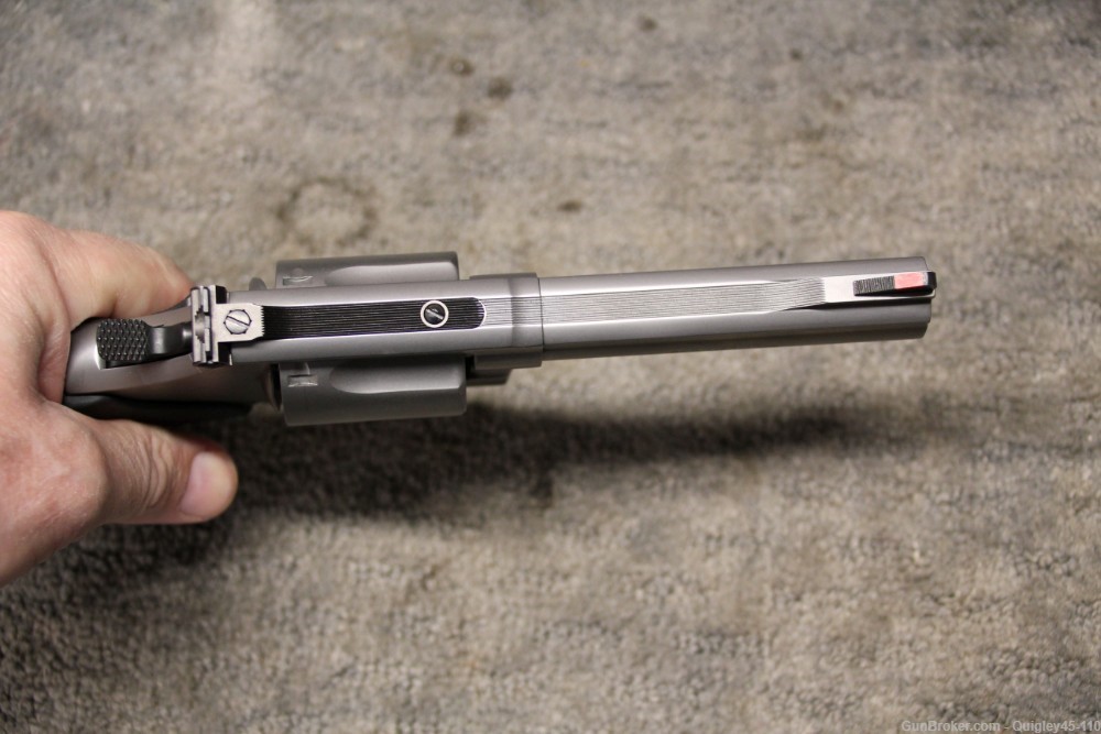 Smith & Wesson 69 44 Mag Stainless -img-5