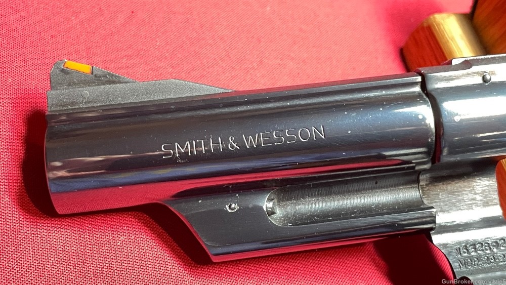 Smith & Wesson 29-2 Target Revolver 44 Mag 4 inch BBL MFD 1980 Excellent!-img-10